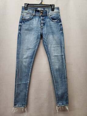 KanCan Frayed Ankle Hem Skinny MidRise Jeans